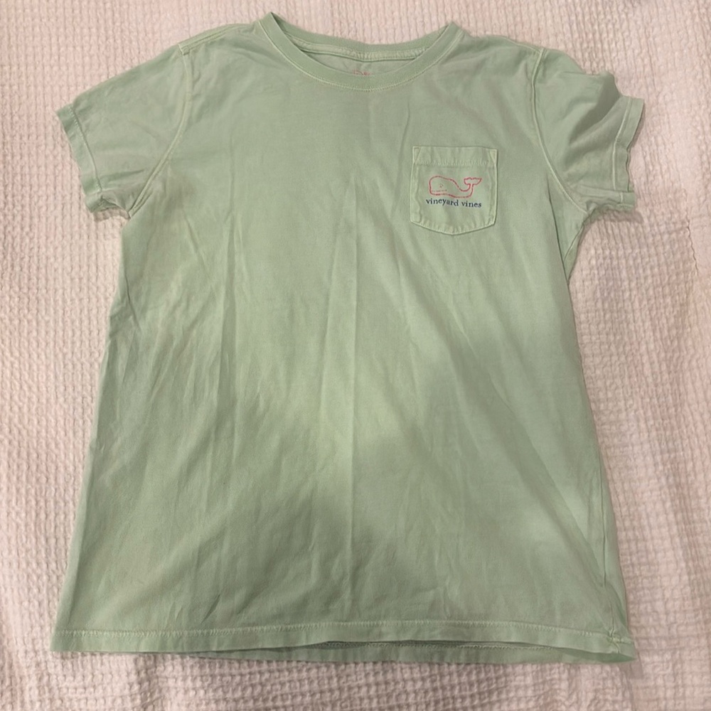 vineyard vines girls neon green tee